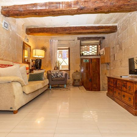 Most Central Apartment Valletta, Renaissance Building Extérieur photo